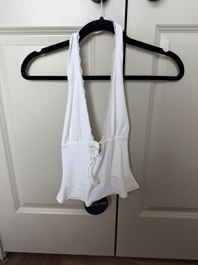NWT White Fox Boutique White Halter Top with Tie Front